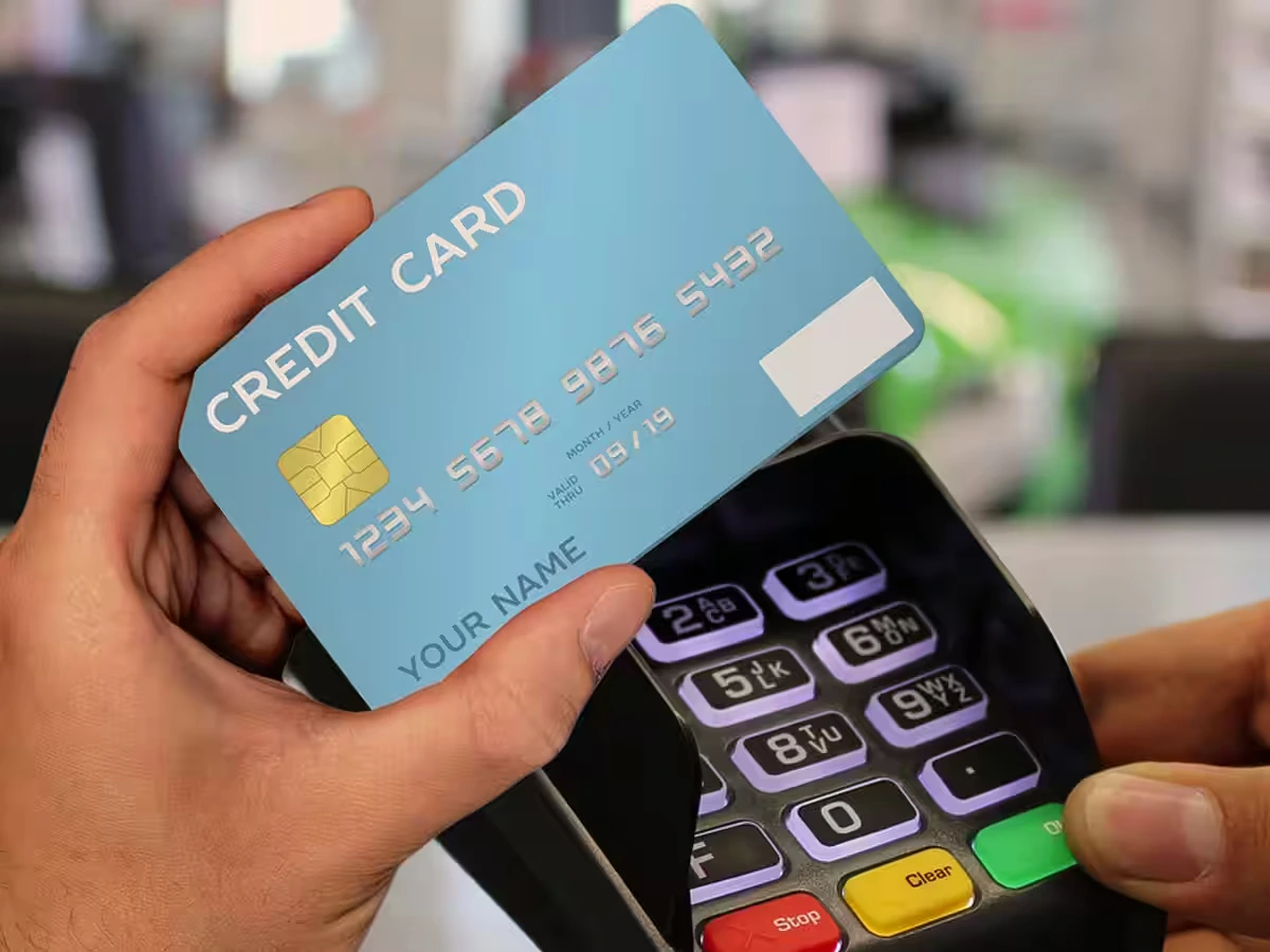 How to Avoid High Interest Rates on Credit Cards